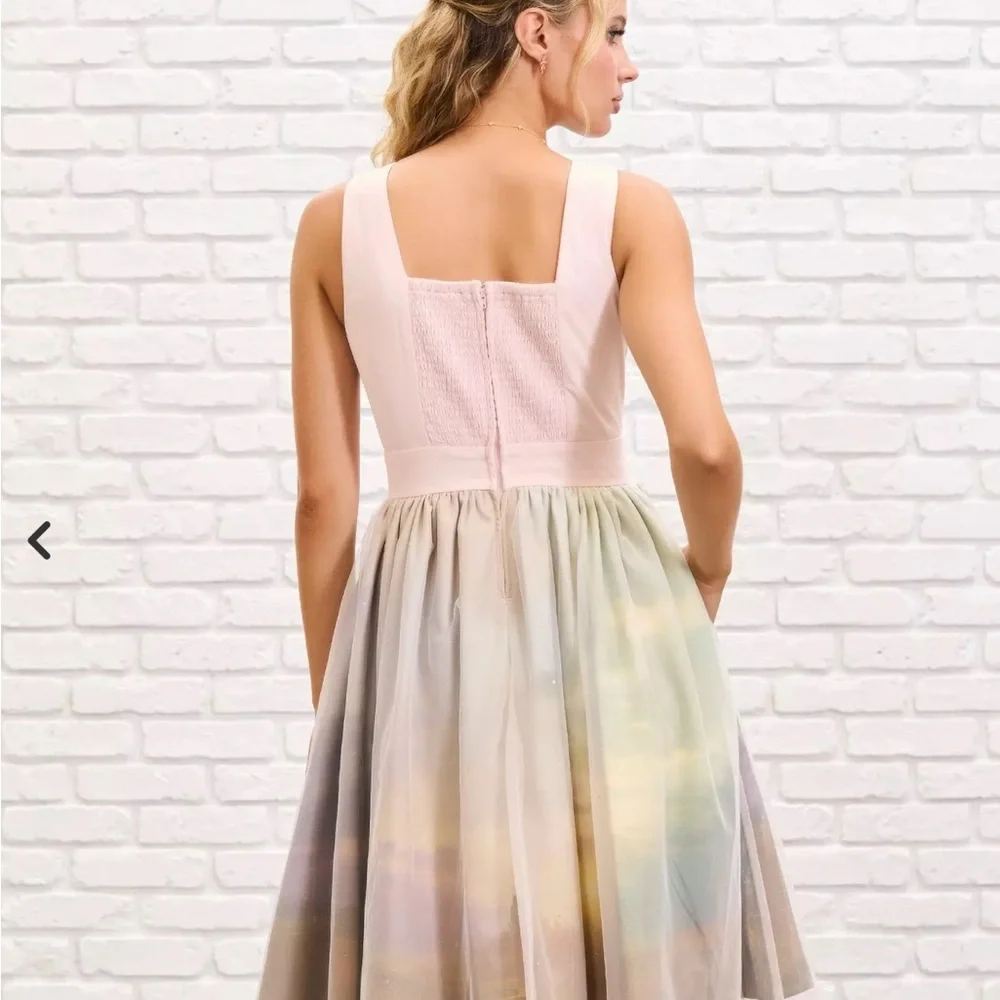 Her Universe emerald city wicked dress W M/6-8 - Picture 2 of 9